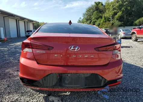 2019 Hyundai Elantra Sel z USA, uszkodzony, nr VIN 5NPD84LFXKH405452